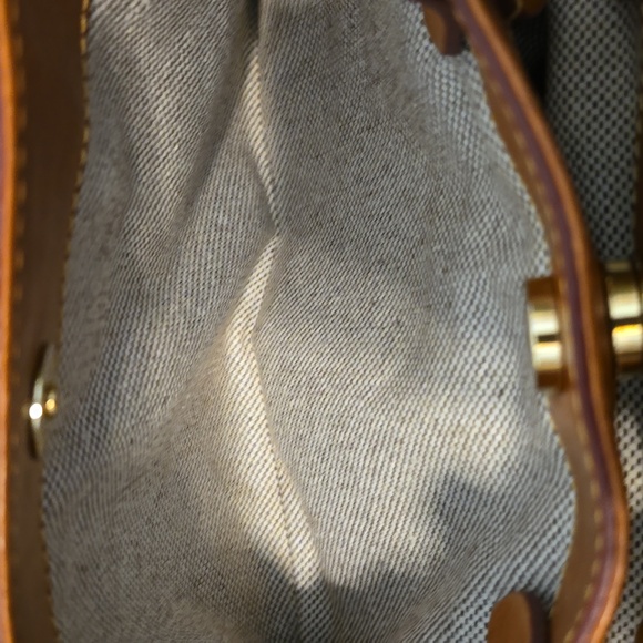 💥Price Reduced💥Dooney & Bourke Satchel HB in a beautiful Chestnut brown EUC PF - Picture 15 of 16